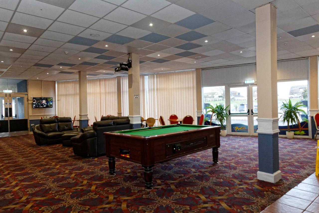 Sand Bay Holiday Village - Adults Only Уэстон-сьюпер-Мэр Экстерьер фото