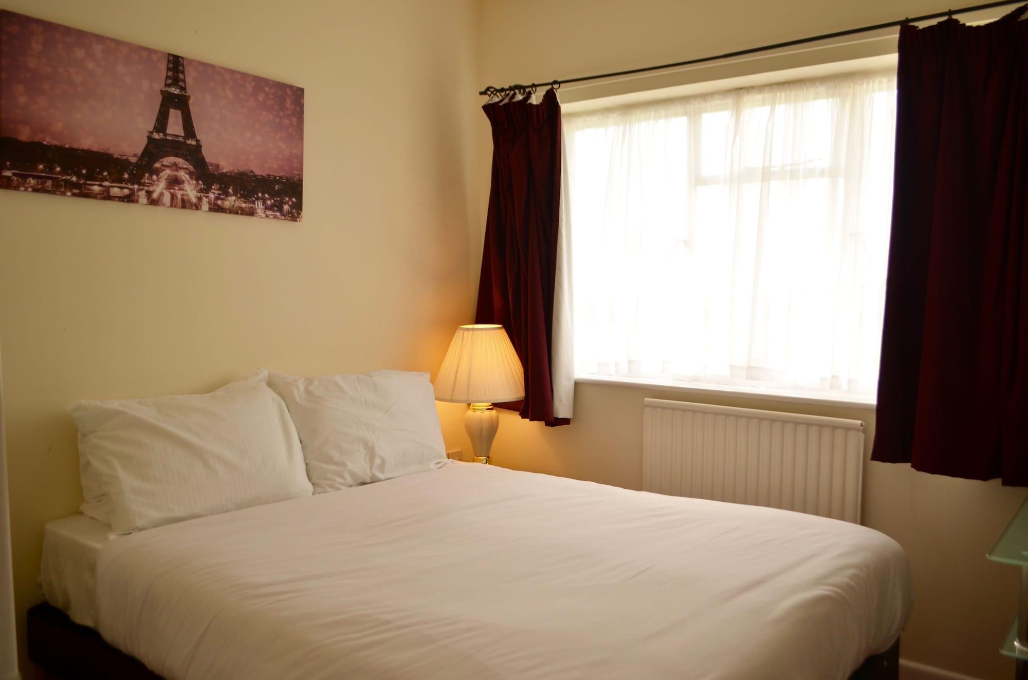 Sand Bay Holiday Village - Adults Only Уэстон-сьюпер-Мэр Экстерьер фото